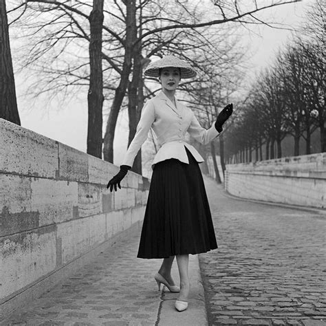 1940s fashion dior new look|Dior new look collection 1947.